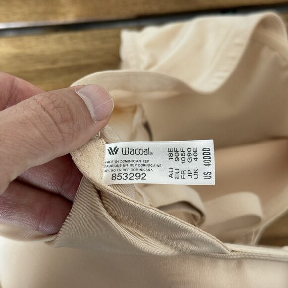 Wacoal Basic Beauty Front Close Plunge Bra Sand Size 40DDD Beige Style 853292 - Picture 5 of 10